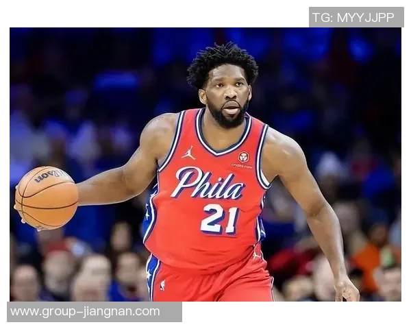 恩比德虽坐板凳却见证队友逆转精彩时刻贡献25分7篮板5助攻致敬登哥